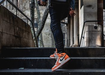 NIKE旗下潮牌RTFKT將推出首款Web3智能運動鞋，支持Move to Earn功能。