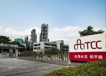 謝金河看新能源股 台泥將是下一個台達電