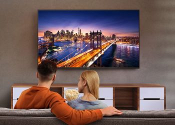 搭載-e-系列獨家-ai-光動態演算　benq-發表台灣品牌首款-google-tv