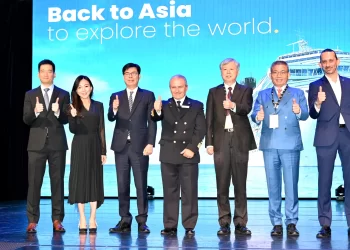 「歌詩達莎倫娜號」郵輪-中秋及國慶高雄首航日本