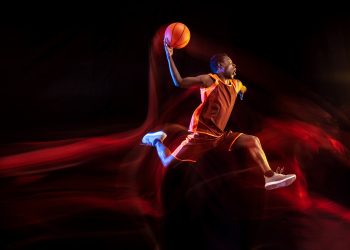 連遭加密投資者訴訟NBA名宿奧尼爾還玩加密嗎