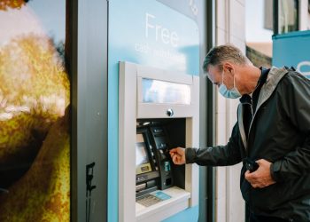 銀行押寶“元宇宙”賽道轉瞬即逝還是破局向前