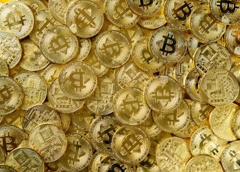 圖解比特幣與全球宏觀資產的相關性：市值越大關聯越高