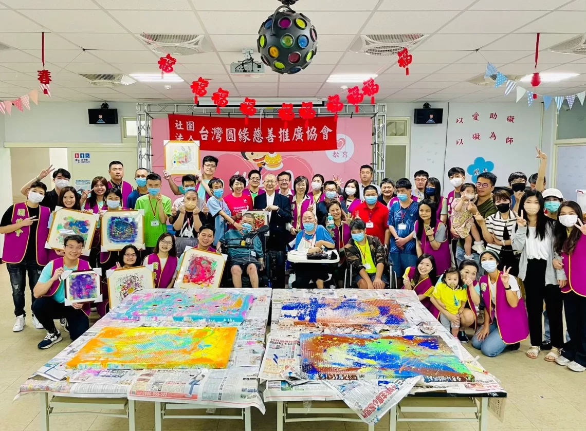 補班日變身快閃志工創樂活-圓緣慈善推廣協會與企業創新服務