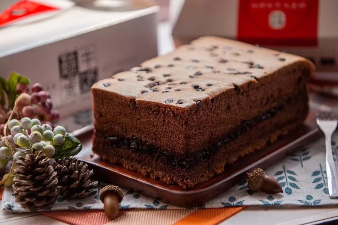 雞蛋牛奶鹹蛋糕-特殊麻油味肉鬆口味吸引饕客