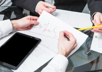 為什麼說風險資產的進一步走強不必依賴於美聯儲降息？