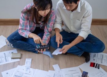 一家三口單薪7萬vs.雙薪月收入10萬，為何反而是後者存不到錢？今年快戒掉5個漏財金錢觀