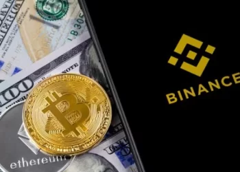 社群謠傳幣安拋售比特幣護盤BNB，趙長鵬嚴詞否認：幣安甚至仍持有FTT
