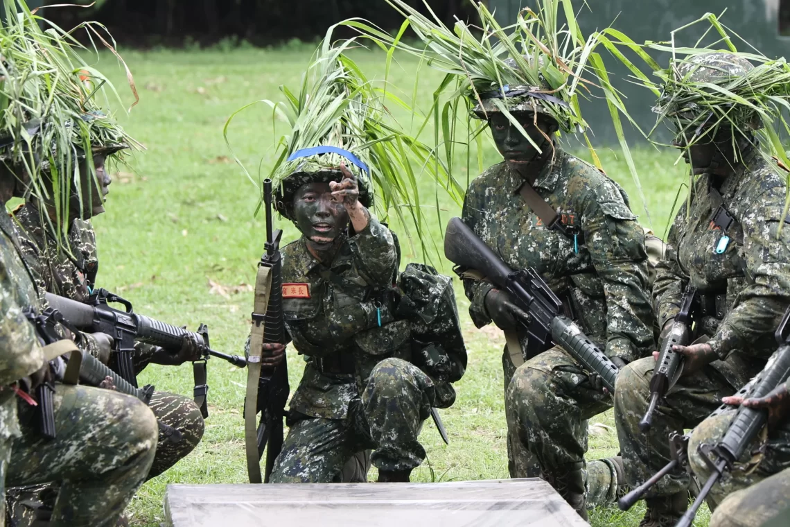 陸官三軍九校院聯合入伍訓　震撼教育模擬實戰