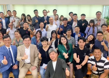 「修業安人」研討會啟幕-結合商業智慧、幽默