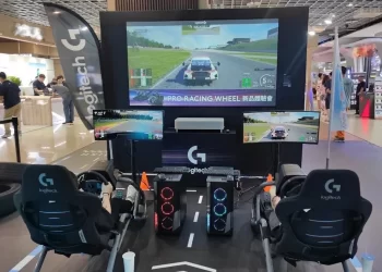 logitech-g-發表頂規-pro-直驅式專業賽車方向盤和-pro-專業賽車踏板