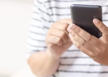 男友瘋二次元射擊手遊！女發文抱怨-網勸：放生