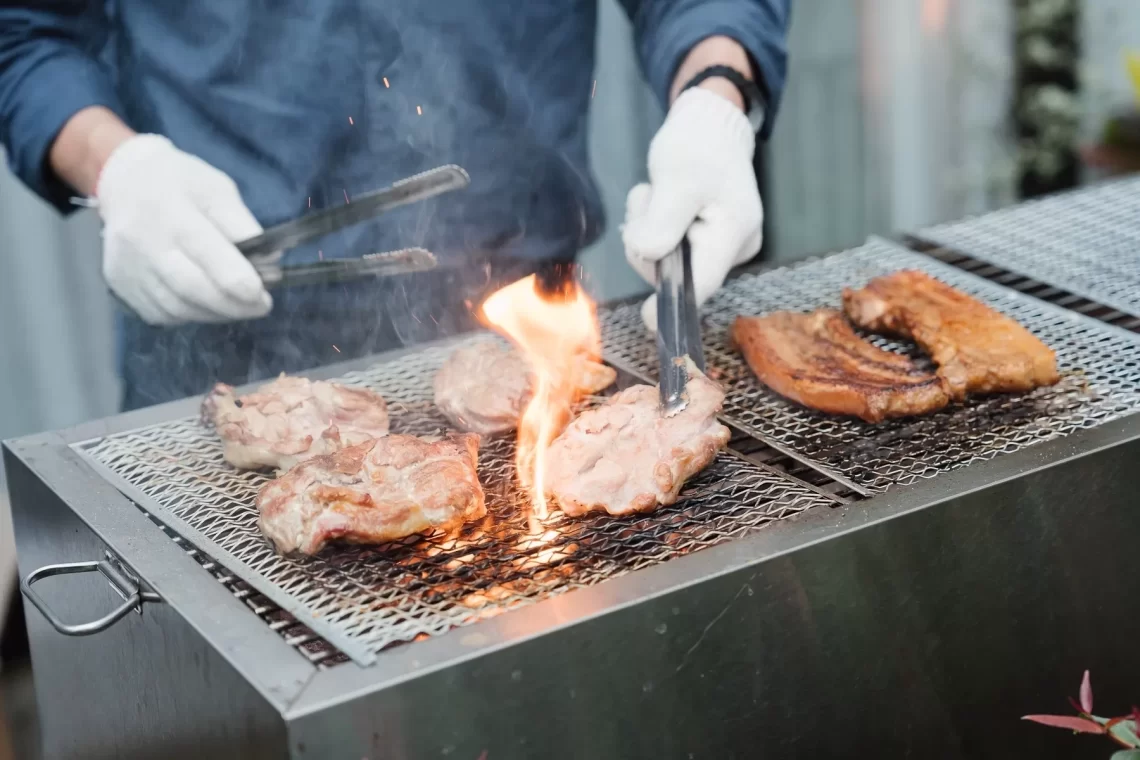 「肉慾少年」超夯bbq體驗-結合精緻創新的「行動酒吧」全台派遣烤肉，派對與露營首選