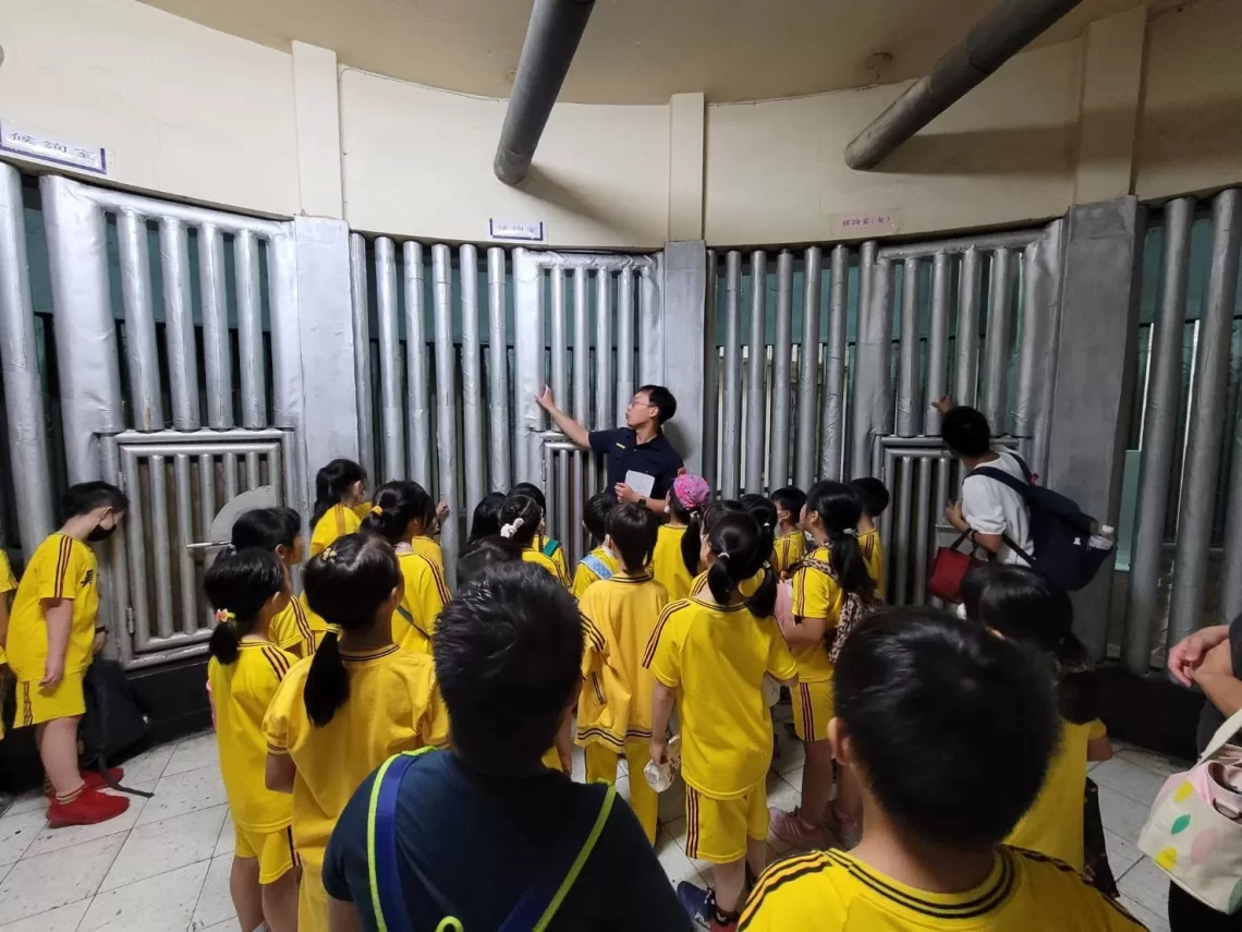 吳興國小波麗士體驗　信義警分局紮根小朋友保護意識教育