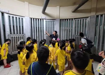 吳興國小波麗士體驗　信義警分局紮根小朋友保護意識教育