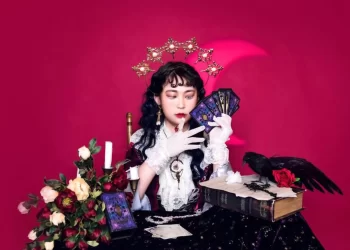 人氣網紅占卜師「塔羅稀爾」　追夢中做最獨特的自己