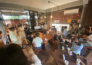 香氛加速器助力調香師創作對接市場-引領嗅覺行銷新浪潮