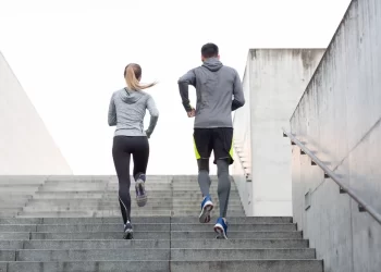 多運動才是王道，-癌症存活者愛運動多活5年？