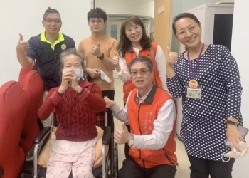 屏東榮服處攜手蘭馨協會-安置無依遺眷入住榮家