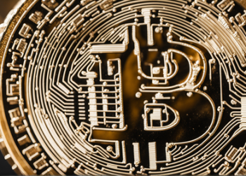 機構資金 10 億美元湧入加密貨幣市場，比特幣減半如何影響後續投資？