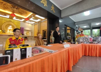 屏東妙光禪寺捐贈消防局特搜大隊救災裝備