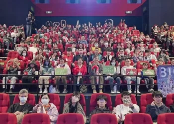 200位癌童及家屬平安夜觀賞魏德聖新作《big》，光合基金會、台中榮總暖心包場