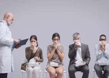 天冷新冠流感疫情都升温！疾管署籲接種疫苗過好年！