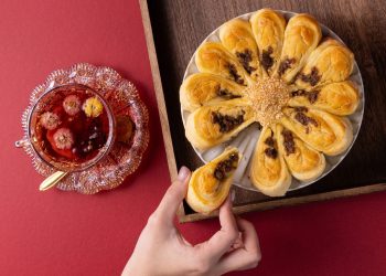 走春拜拜、神明最愛！在地糕點品牌推出限量龍年禮盒