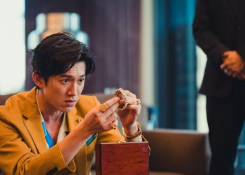 賀歲片吳慷仁晉升「富有青年」　化身abc銀行家喜劇魂爆發