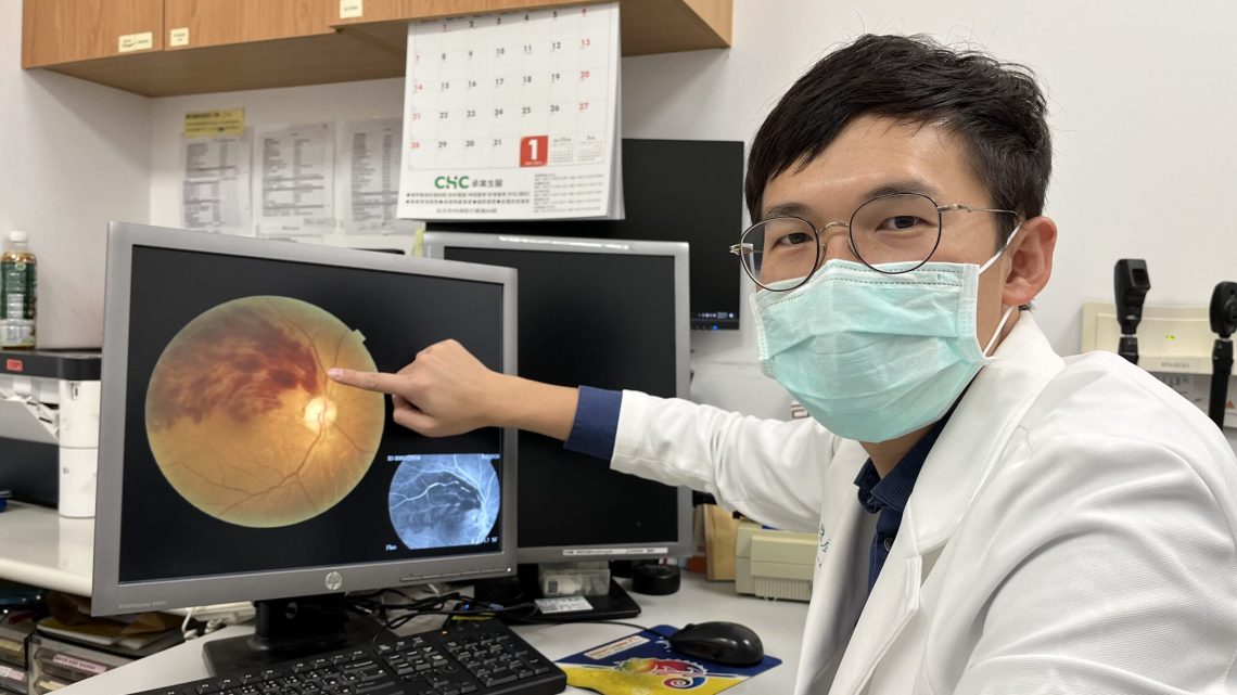 單眼視力突然模糊!5旬婦起床竟「眼中風」