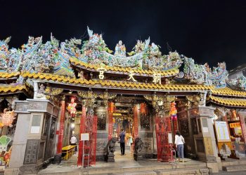 祈福新時代，龍年廟宇線上安太歲、點光明燈補財運大流行！