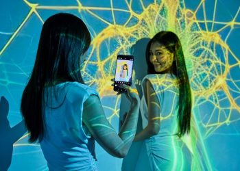 體驗全新旗艦-xiaomi-14-ultra　小米光影藝術展將於台北華山開幕