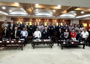 知名易學大師-分享網訊時代經營智慧易經