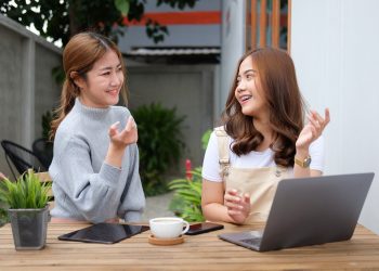 閨蜜跟另一半吵架-建議分手還是聽聽就好？