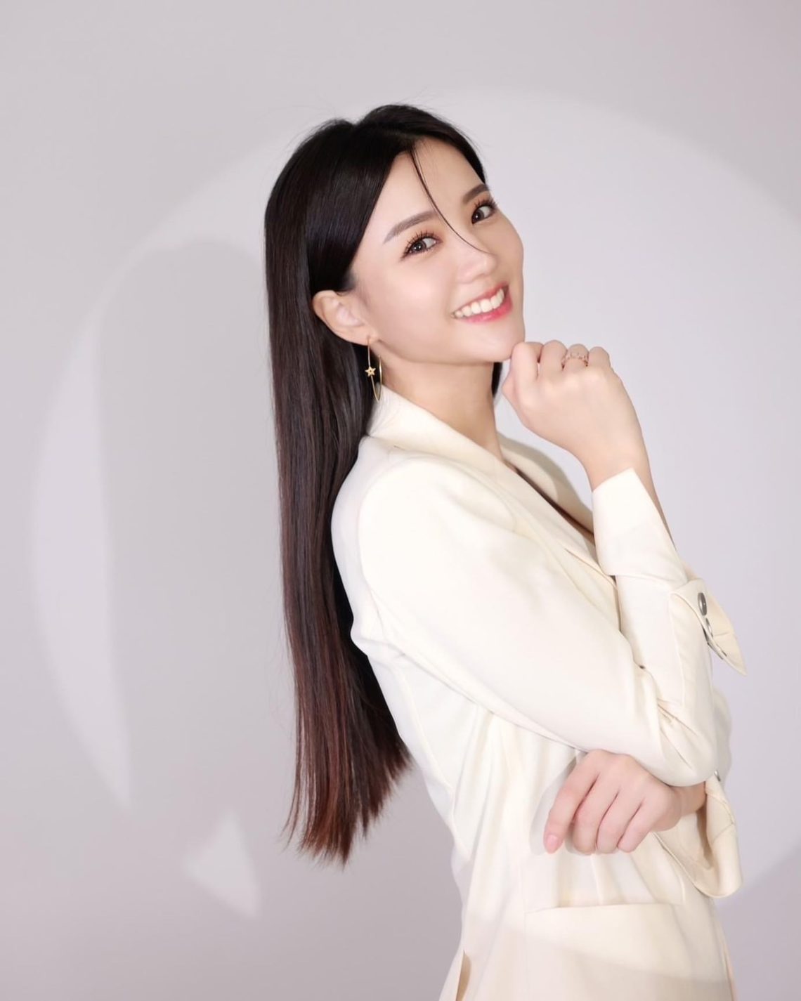 吳宗憲欽點最正直播主菜菜子-5天營業額破三千萬