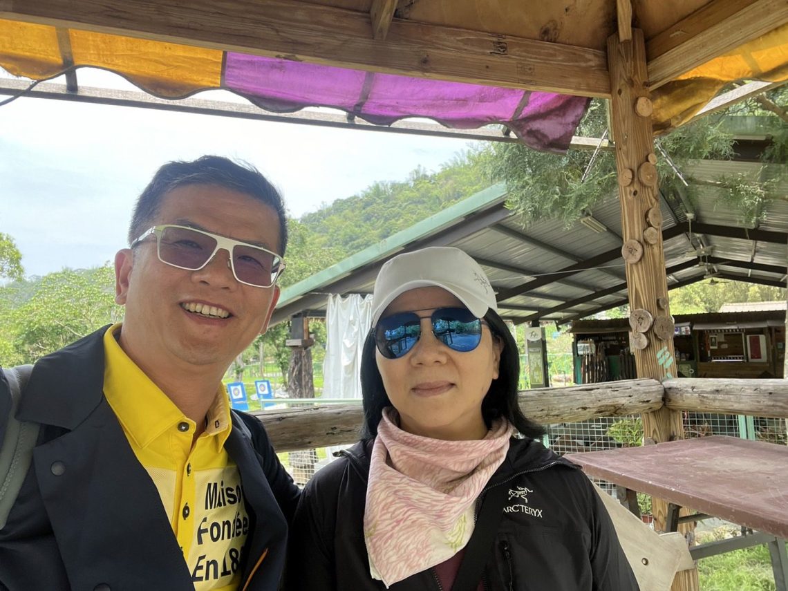 偏鄉孩童首吃魚子醬-三發創辦人鍾俊榮到滿州鄉辦感恩餐會