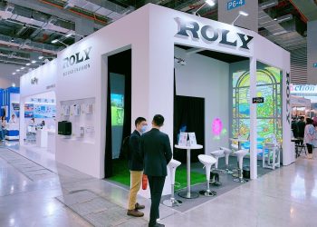 computex展亮相-台灣品牌roly推出高質感光影3lcd技術
