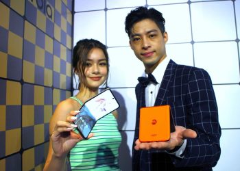 外螢幕加大、再多-ipx8-防水，motorola-摺疊新機-razr-50、razr-50-ultra-預定-7-月開賣