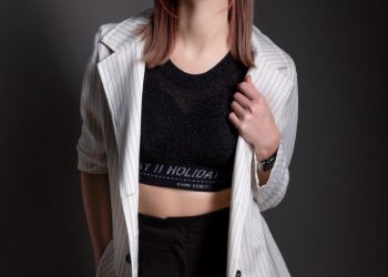 成為高收入頂尖髮型設計師！解密染髮色彩配方技巧-創造高級夢幻髮色