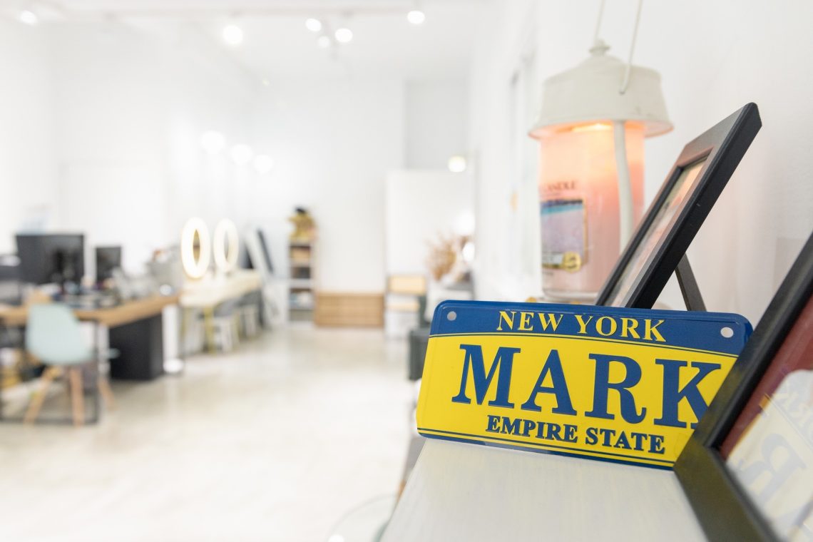 打破傳統框架-馬可攝影韓式證件照-客製化自然美態