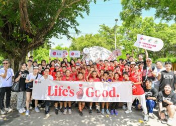 lg-推動「逢甲建築小書屋」計畫-永續願景耕耘深入花蓮新城