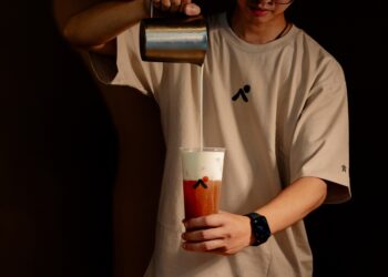 2024-ig爆紅東區最美手搖「青山」推四款高山青茶、蕎麥珍珠