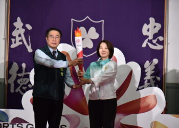 全民運動會聖火傳遞臺南-黃偉哲率選手接下聖火盼創佳績