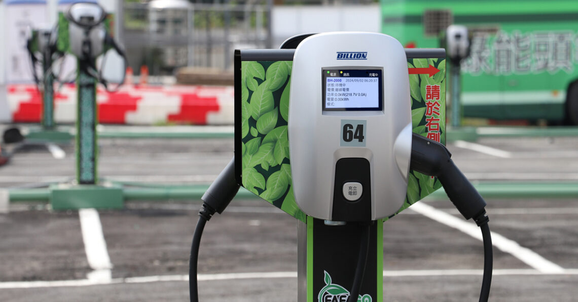 全台最大單場域充電站啟用-盛益攜手三啟共拓創新充電商機