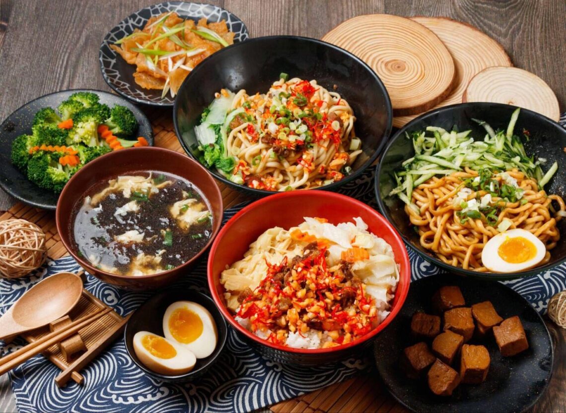 嘉義文化路夜市必吃小吃!這間嘉義西區麵店只靠一碗乾麵就征服老饕味蕾