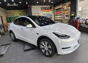 台南車體包膜推薦-汽機車改色貼膜-讓愛車煥然一新