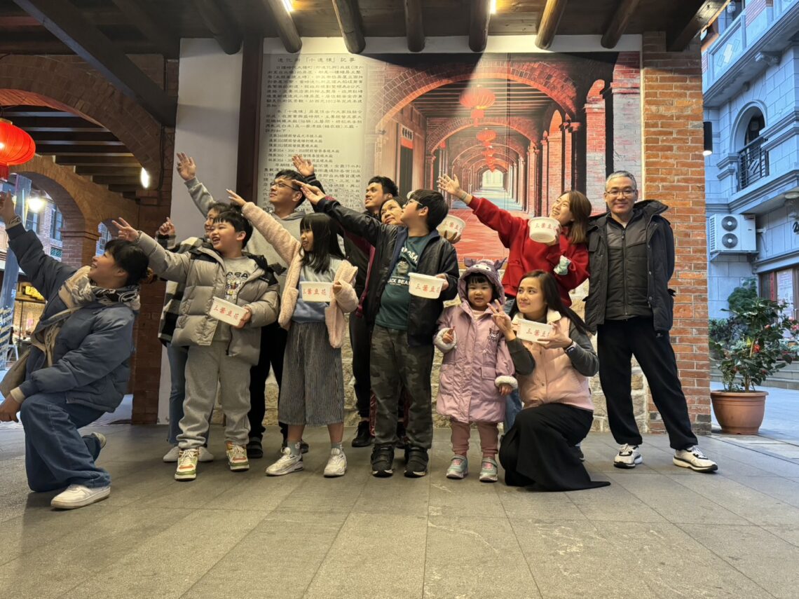 從職場到菜市場「三葉豆花」兄妹齊心創業-親情與好味道攜手迎風成長