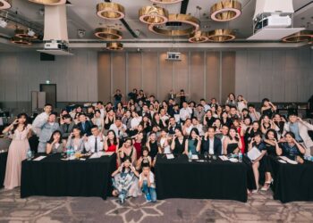 「mmt」助職場人與銷售業者破局，兩大核心剖析團隊動能與客戶經營