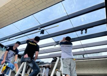 預防曝曬車內高溫-新竹隔熱紙施工推薦-室內降溫節省冷氣電費