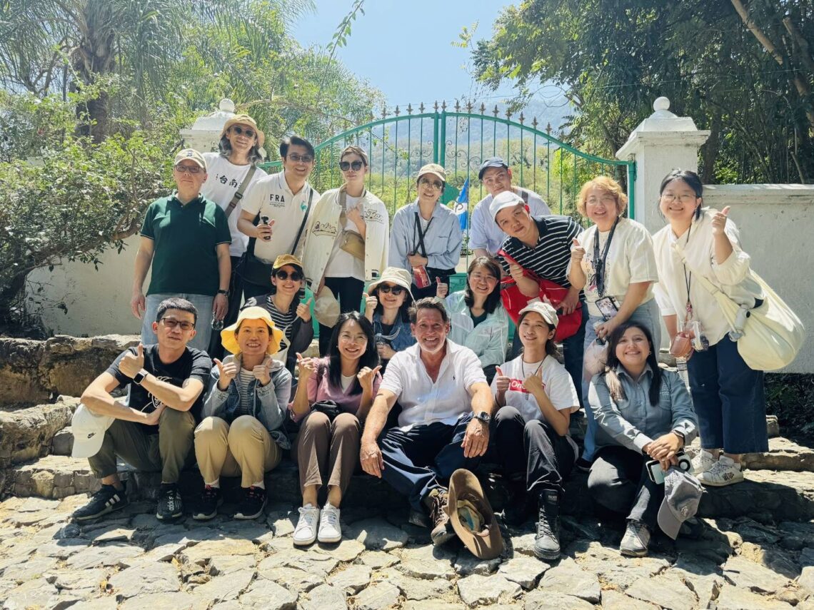 中美洲經貿辦事處率台咖啡業者深入薇薇特南果-走訪瓜地馬拉精品莊園